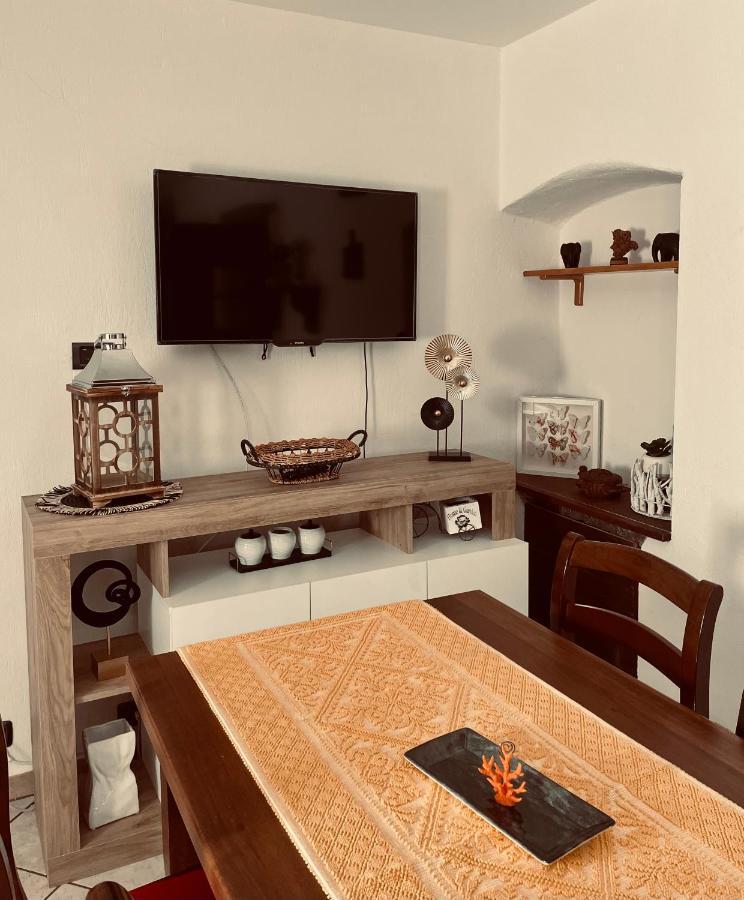 La Torre Apartment Arnad Bagian luar foto
