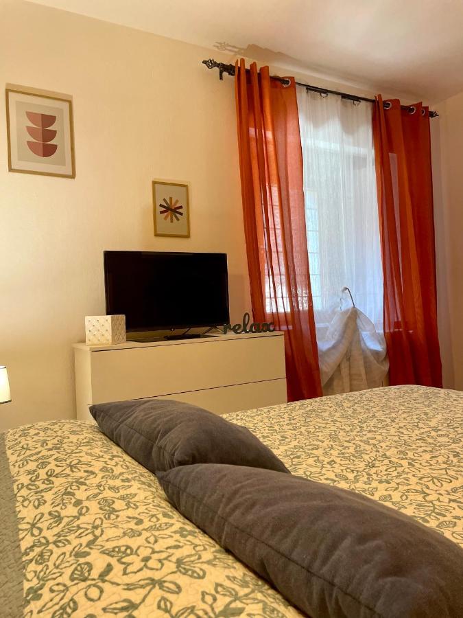 La Torre Apartment Arnad Bagian luar foto