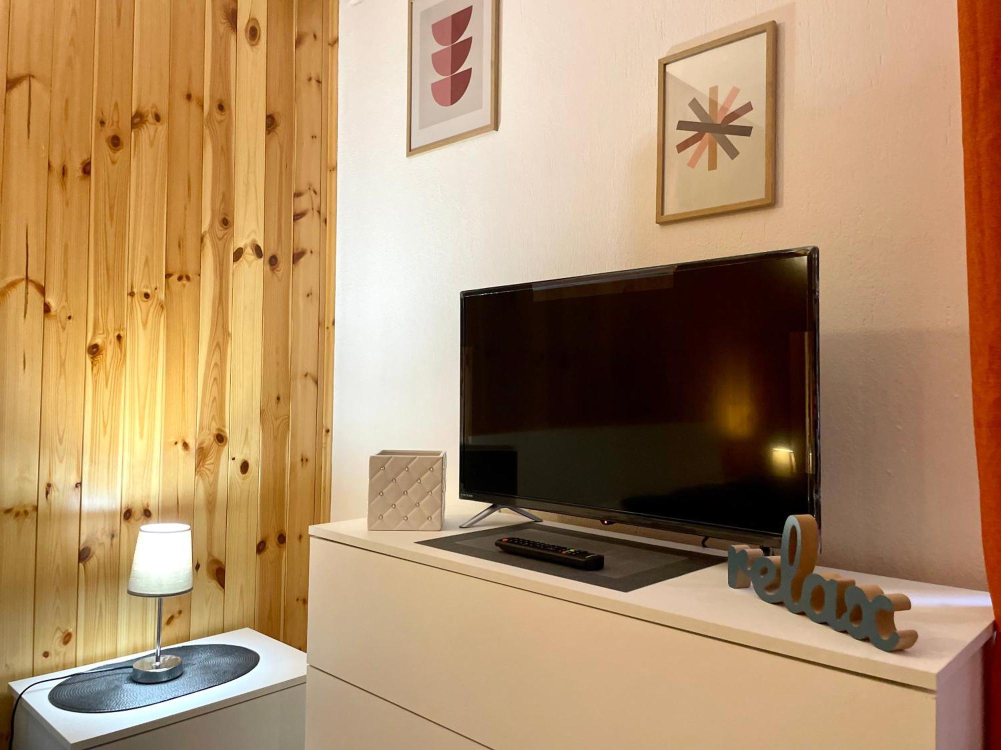 La Torre Apartment Arnad Bagian luar foto